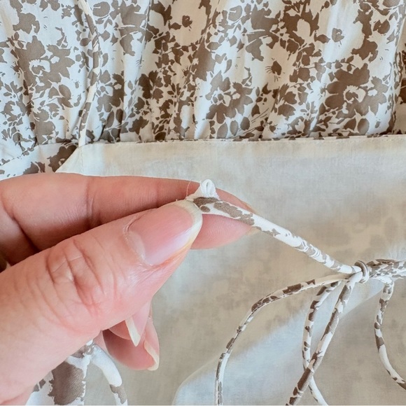 Rails Leni Floral Open Back Midi Dress - Picture 10 of 15